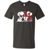Snoopy loves NBA Chicago Bulls - Men's V-Neck