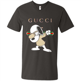 SNOOPY GUCCI DABBING - Men's V-Neck