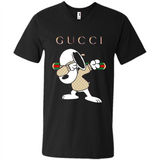 SNOOPY GUCCI DABBING - Men's V-Neck