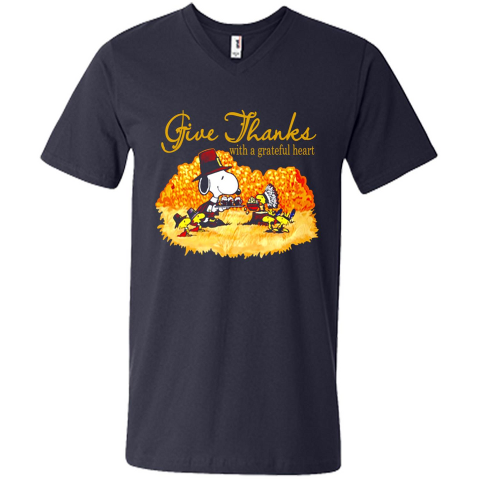 Snoopy Thanksgiving Give Thanks With A Grateful Heart - Men's V-Neck