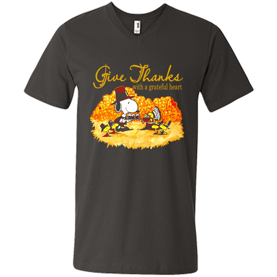Snoopy Thanksgiving Give Thanks With A Grateful Heart - Men's V-Neck