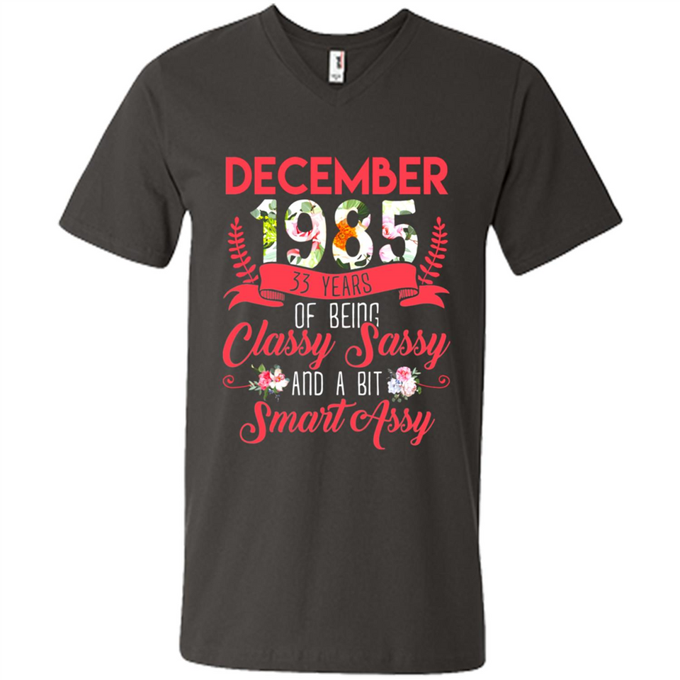 December 1985 33 Years Of Being Classy Sassy - Men's V-Neck