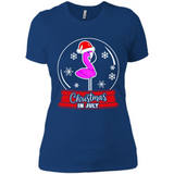 Christmas In July Flamingo Snow Globe Santa Hat - Ladies' Boyfriend T-Shirt