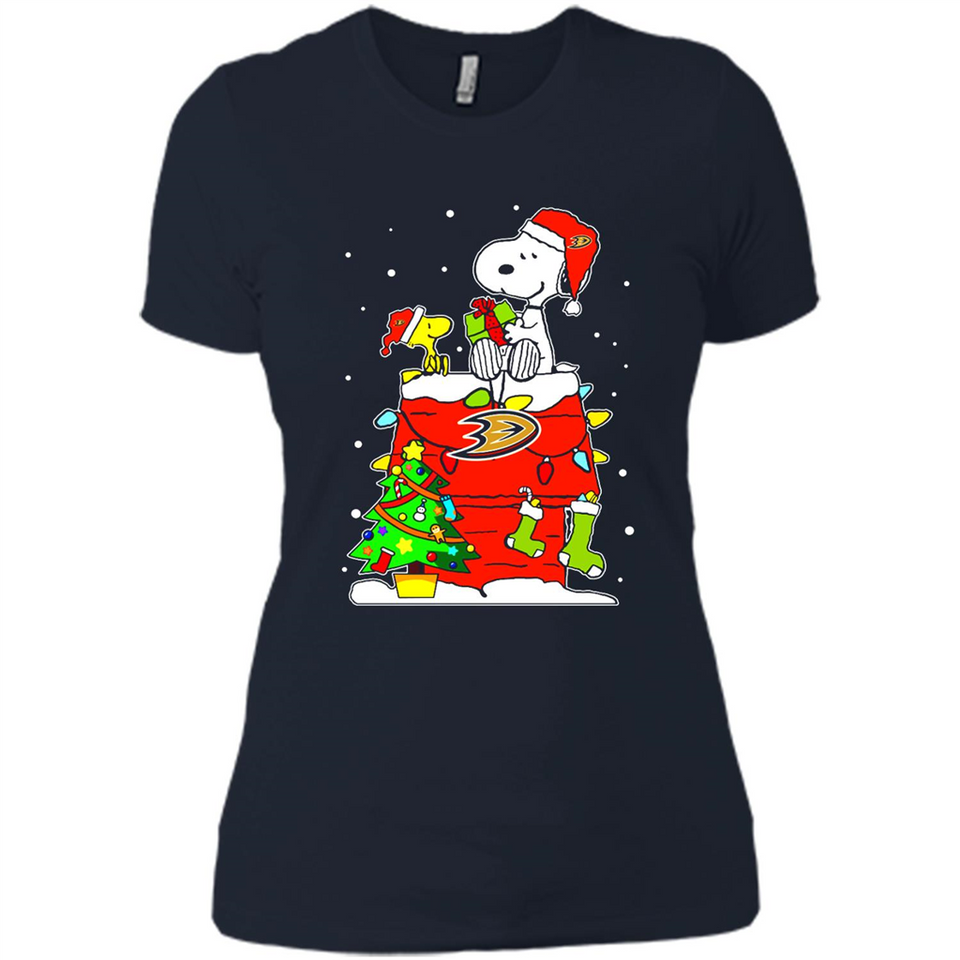 Anaheim Ducks Snoopy Ugly Christmas Sweaters - Sao chép - Ladies' Boyfriend T-Shirt