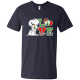 Snoopy loves NBA Boston Celtics - Men's V-Neck
