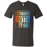 Retro Straight Outta 1968 50 Years Old - Men's V-Neck