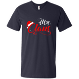 Mrs. Claus Santa Claus Merry Xmas T-Shirt - Men's V-Neck