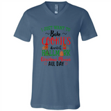 I just Want to bake Cookies and watch Hallmark Christmas movies White T-Shirt - Canvas Unisex V-Neck
